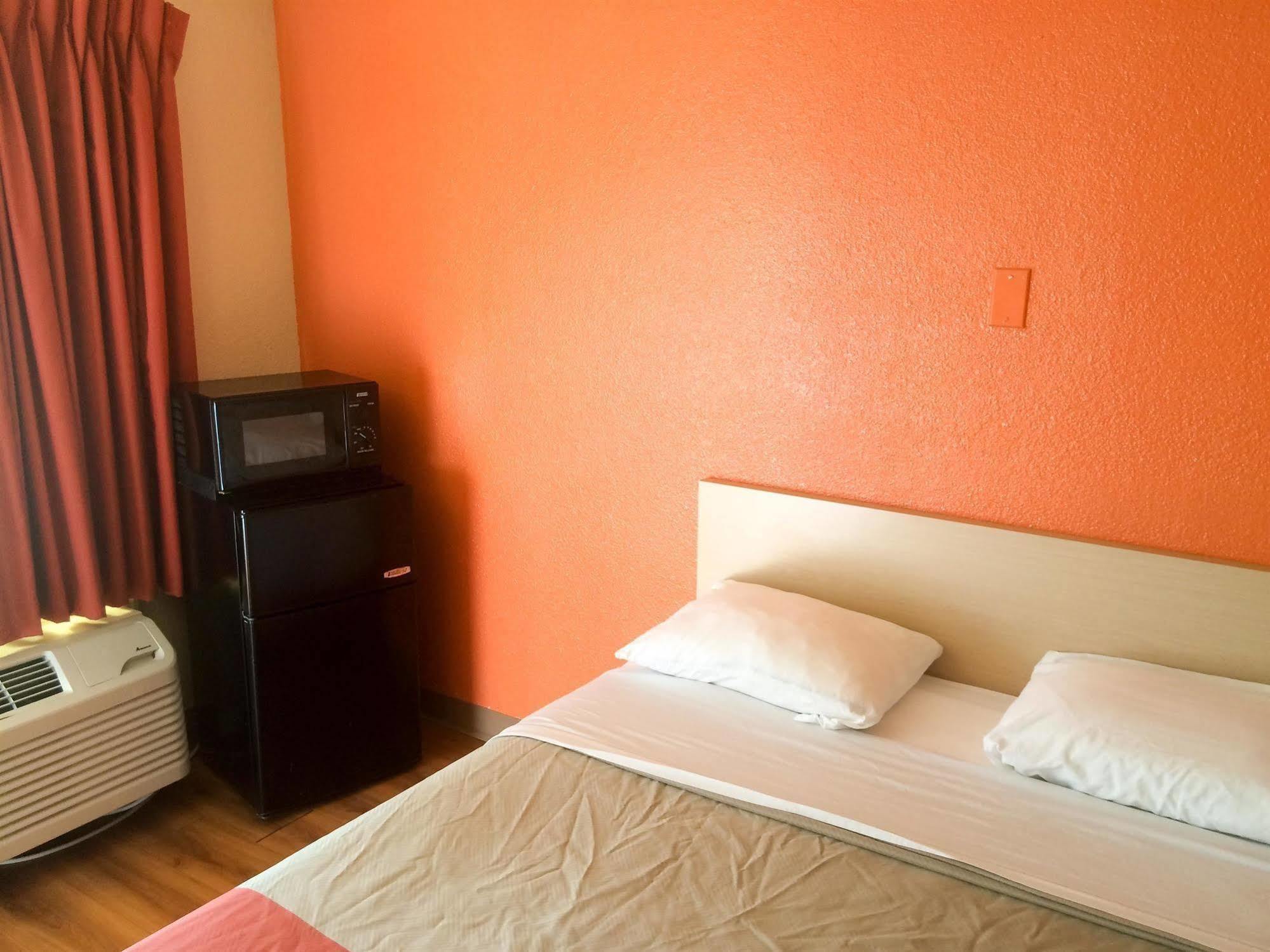 Motel 6-Newport News, Va Buitenkant foto