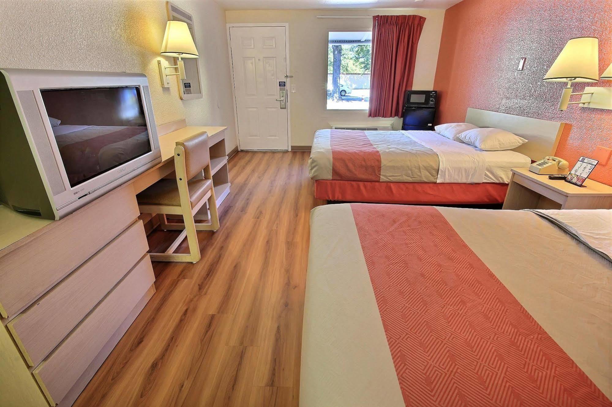 Motel 6-Newport News, Va Buitenkant foto
