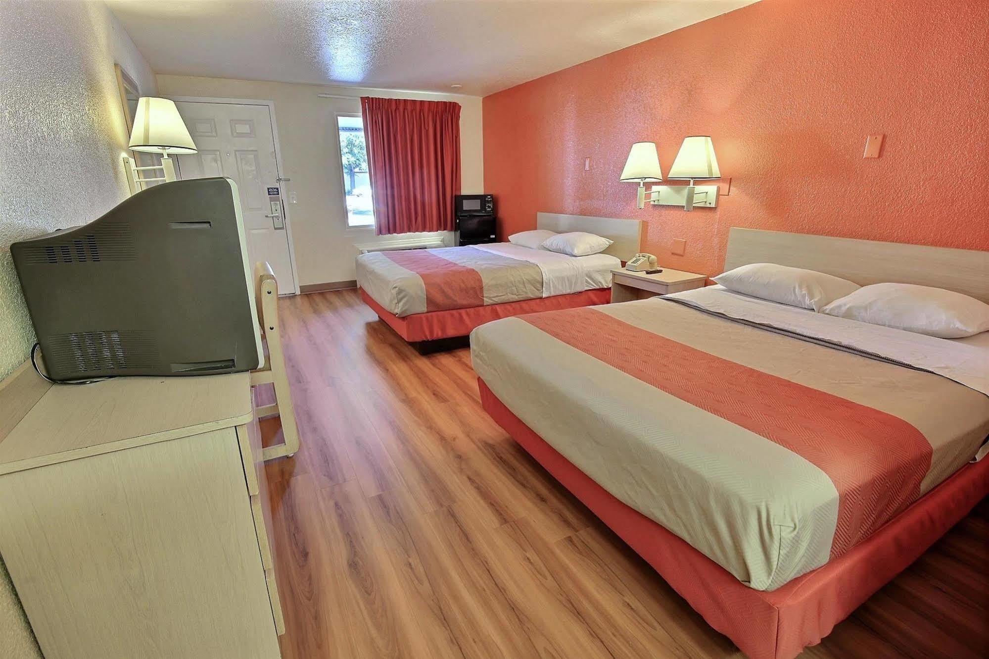 Motel 6-Newport News, Va Buitenkant foto
