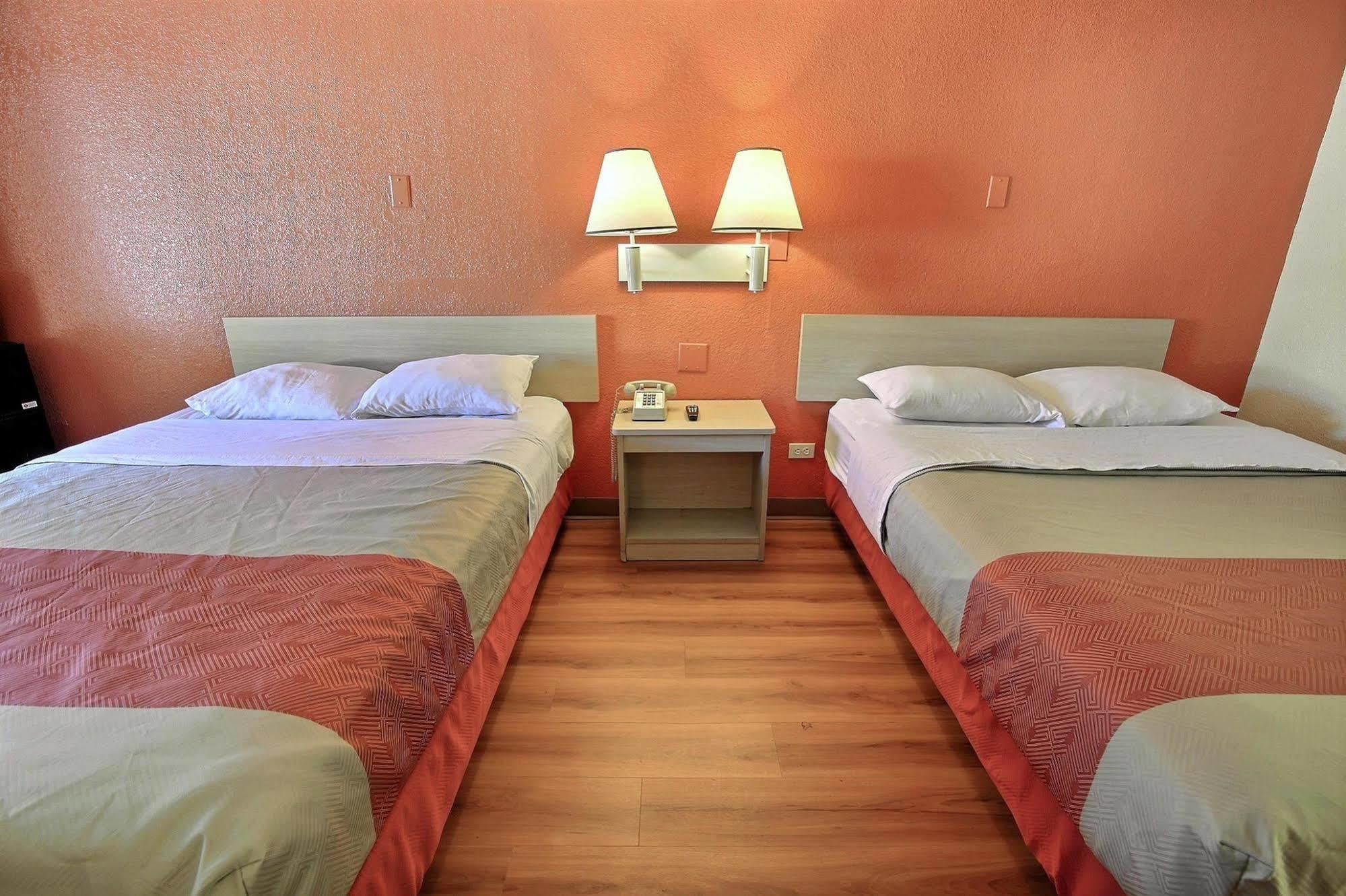 Motel 6-Newport News, Va Buitenkant foto