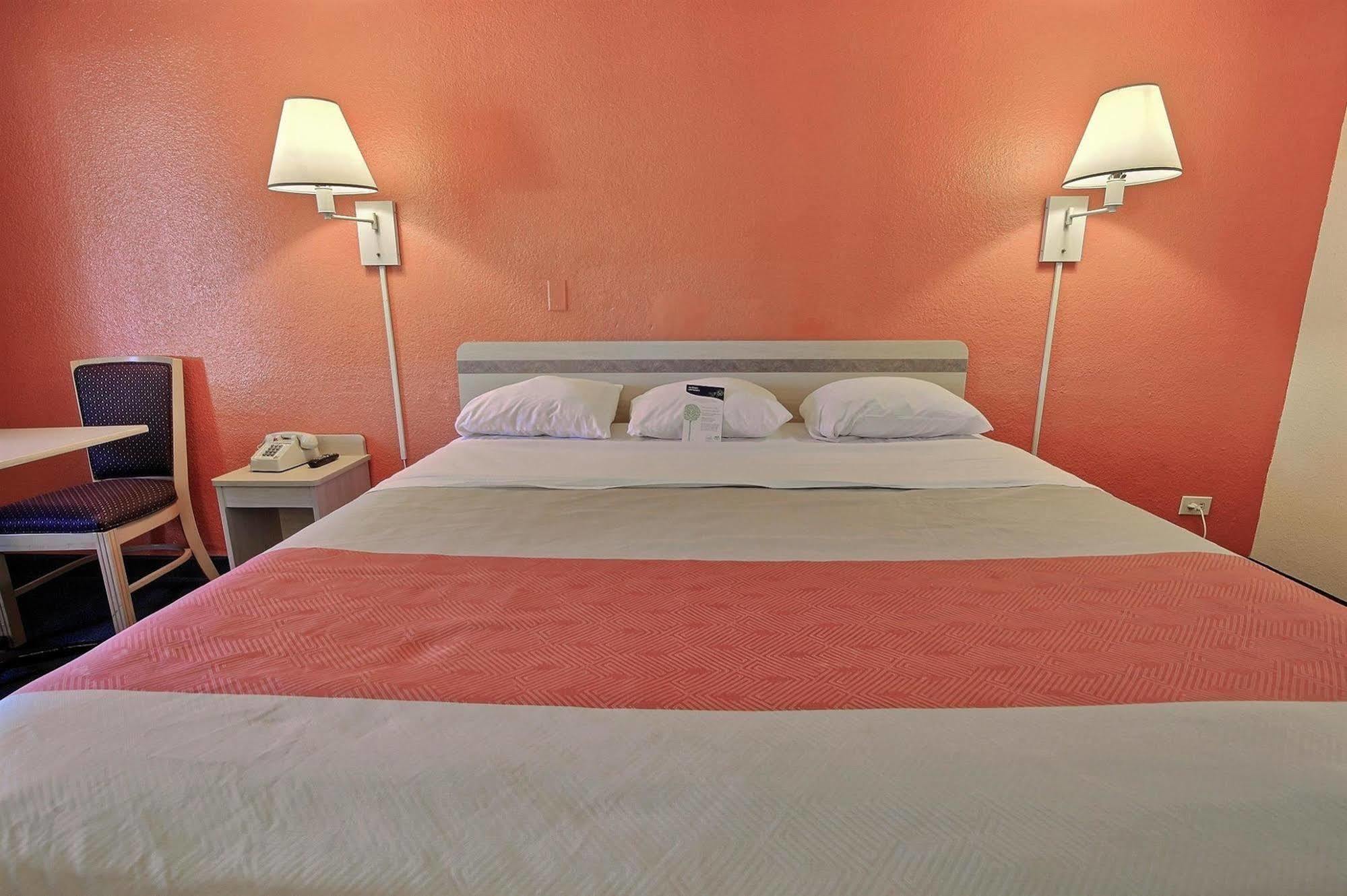 Motel 6-Newport News, Va Buitenkant foto