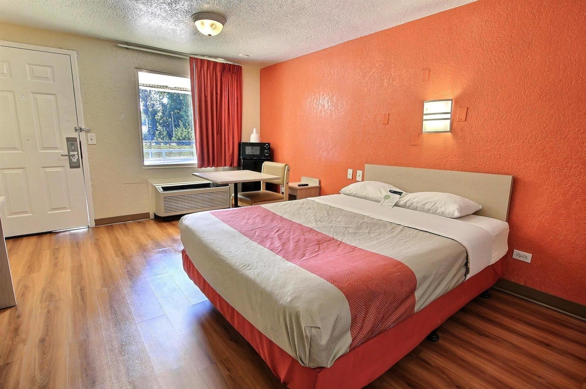 Motel 6-Newport News, Va Buitenkant foto